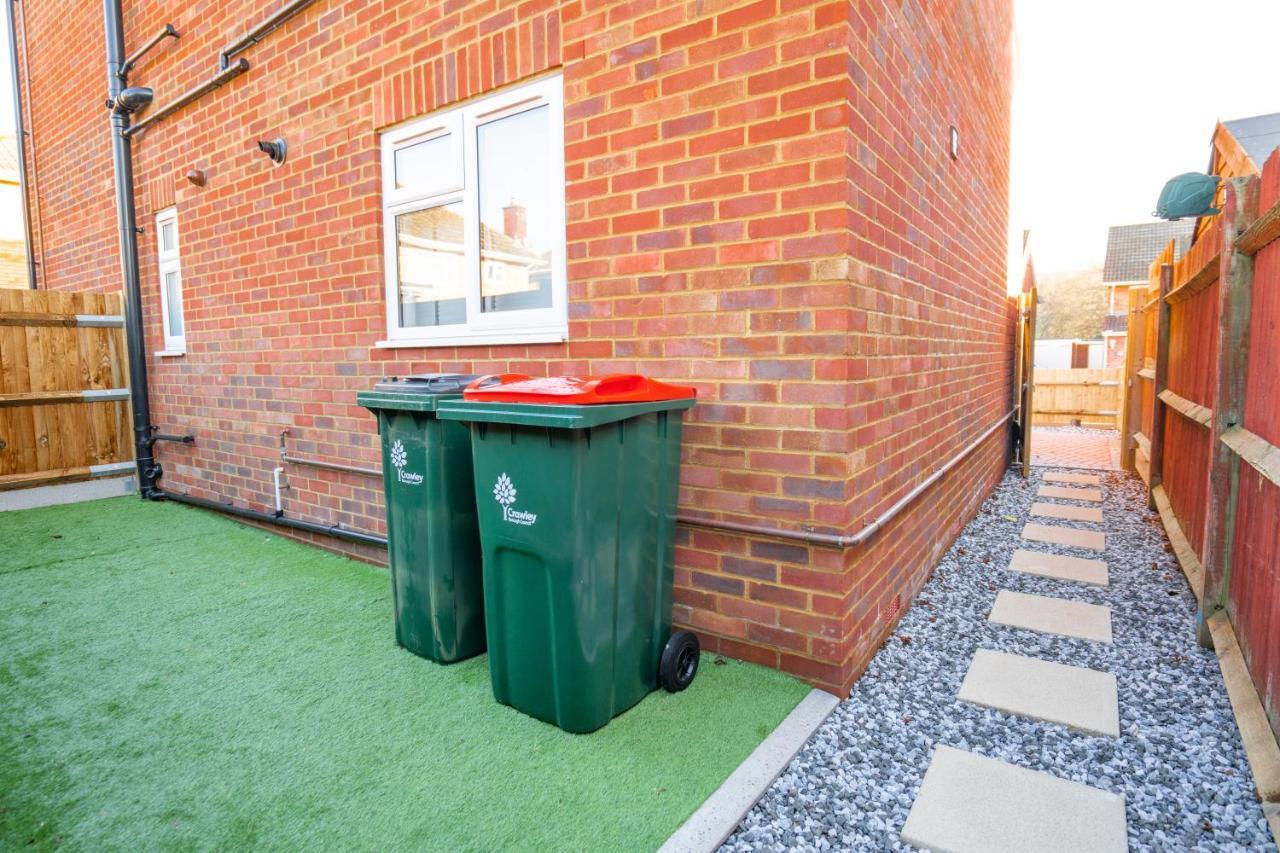 Mill Road Ground Floor Apartment Crawley  Exterior photo